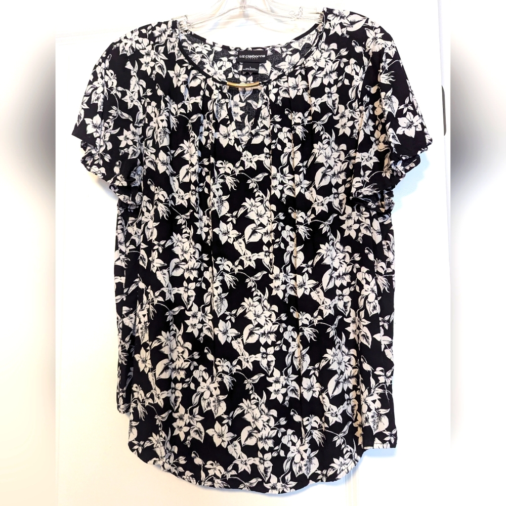 Liz Claiborne Black and White Floral Blouse